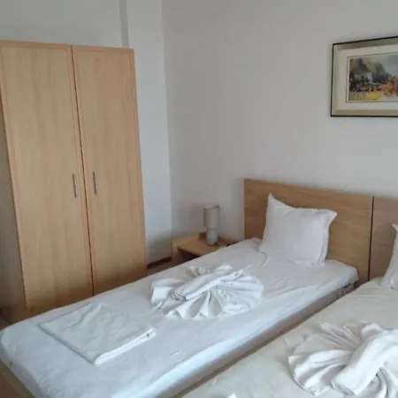 Nina - Bay View Apartment